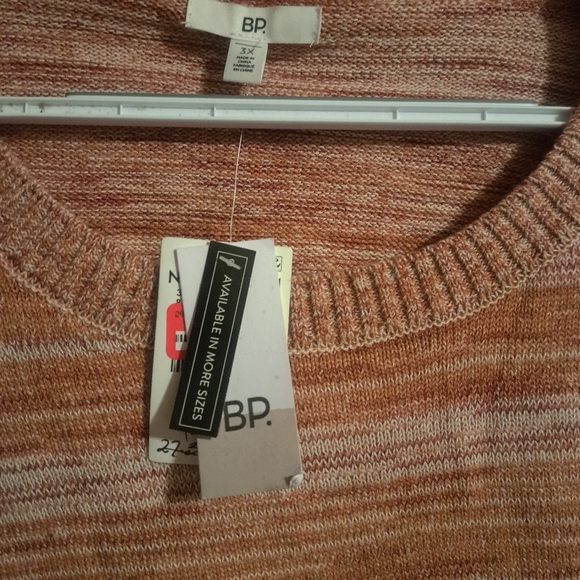 Cute top - Picture 4 of 13